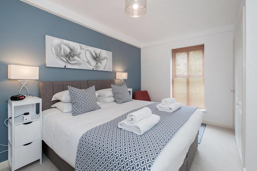 Liberty Suite Apartment Portishead Bagian luar foto